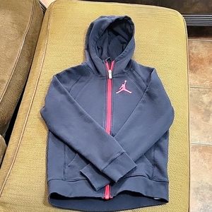 Boys Air Jordan Zippered Hoodie Size Medium